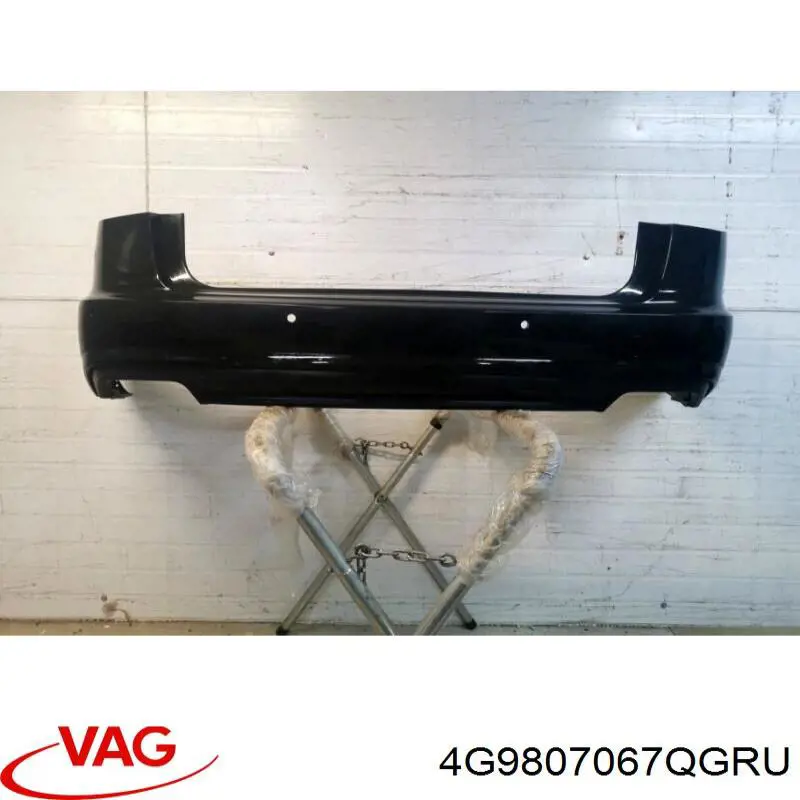 Купити 4G9807067Q VAG Задній бампер