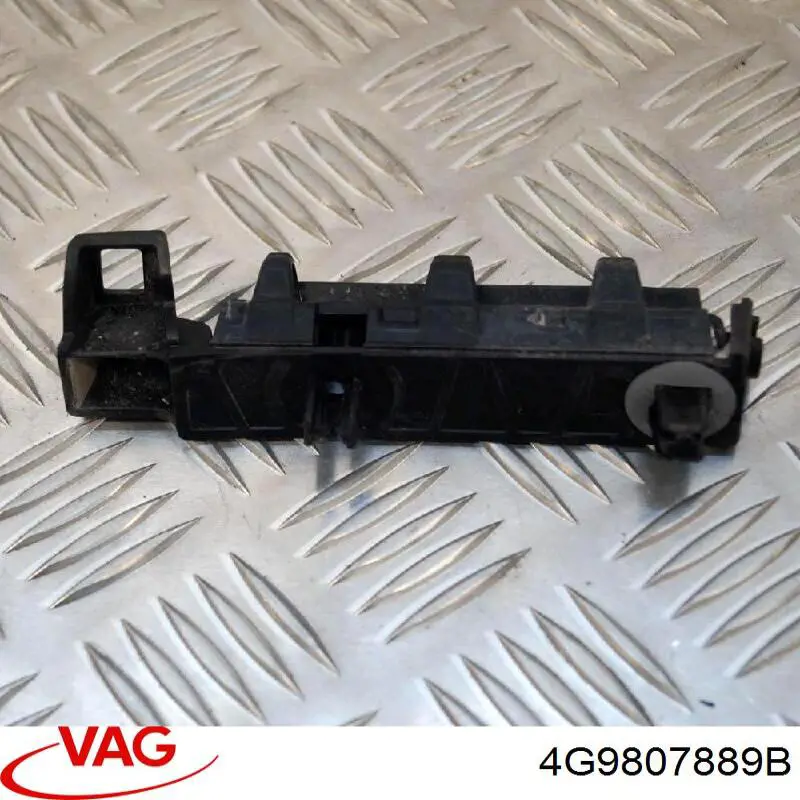 Направляюча заднього бампера, ліва 4G9807889B VAG
