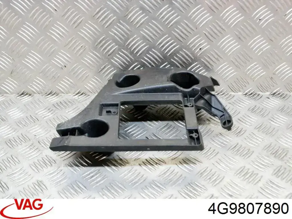 4G9807890 VAG Напрямна заднього бампера, права