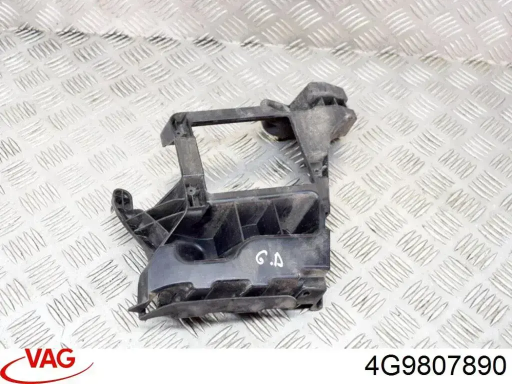 Купити 4G9807890 VAG Направляюча заднього бампера, права