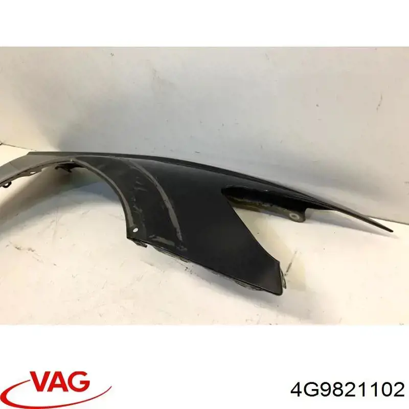 4G9821102 VAG Крило переднє праве