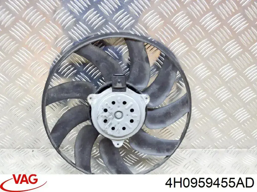 Купити 4H0959455AD VAG Електровентилятор охолодження в зборі (двигун + крильчатка), лівий