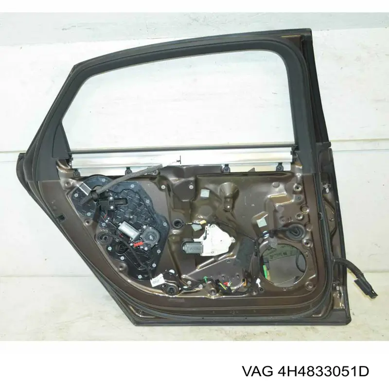 Двері задні VAG 4H4833051D ціна, від 139.67 USD