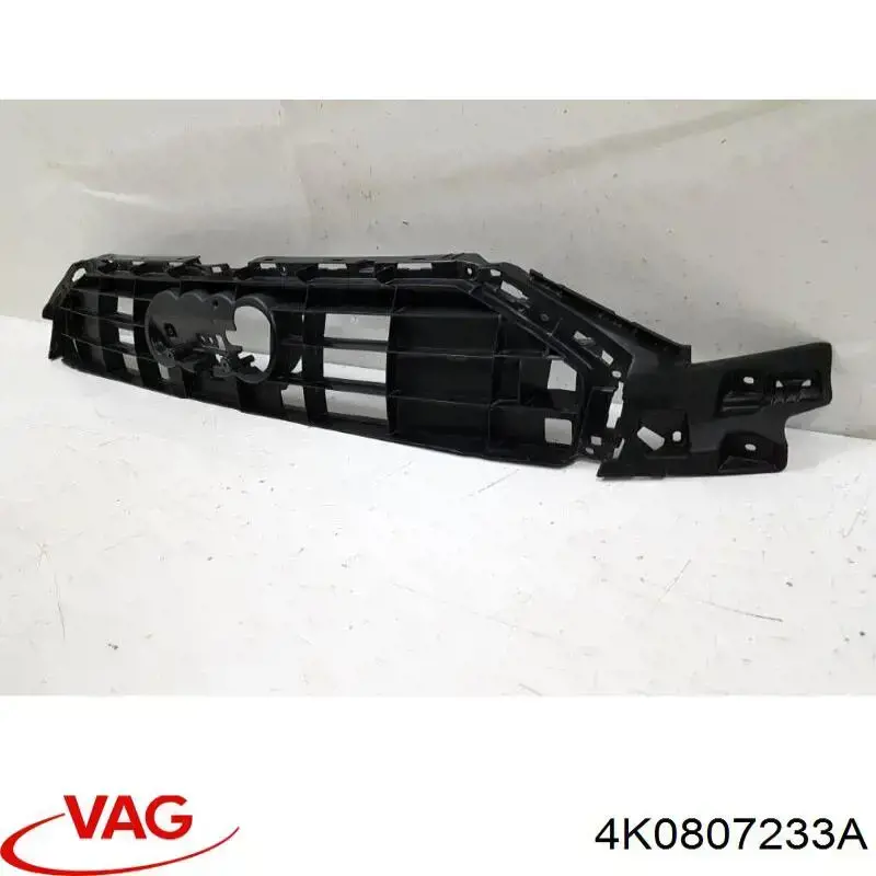 Кронштейн решітки радіатора VAG 4K0807233A ціна, від 104.66 USD