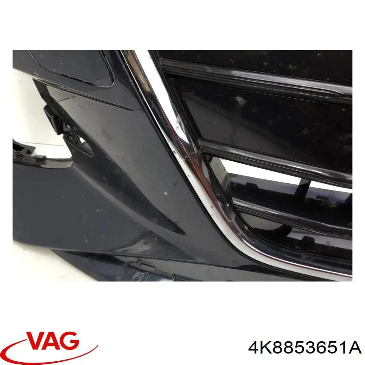 Решітка радіатора 4K8853651A VAG
