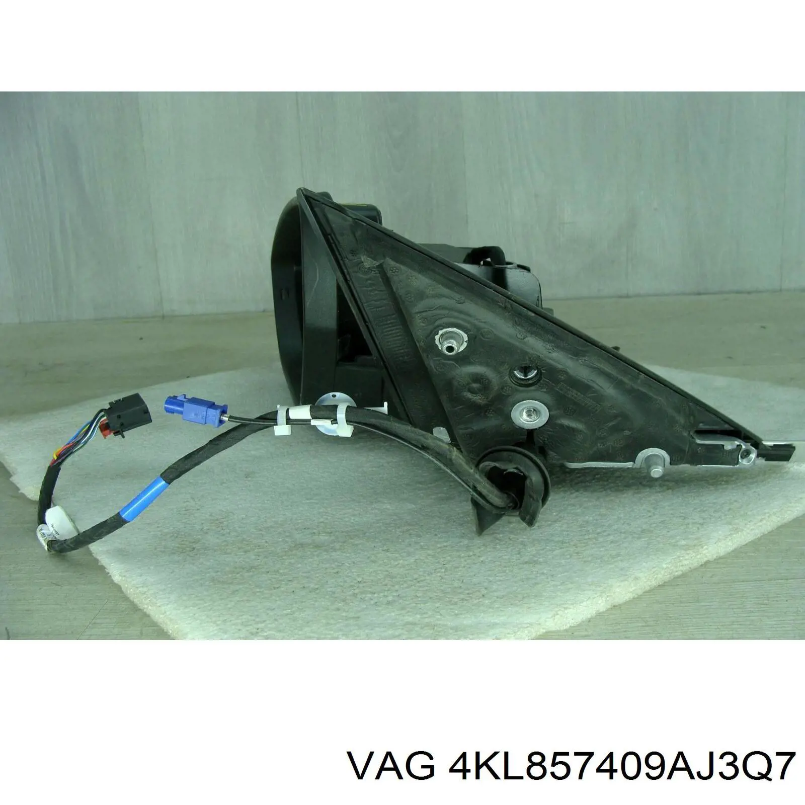 Ліве бічне дзеркало VAG 4KL857409AJ3Q7 ціна, від 546.96 USD