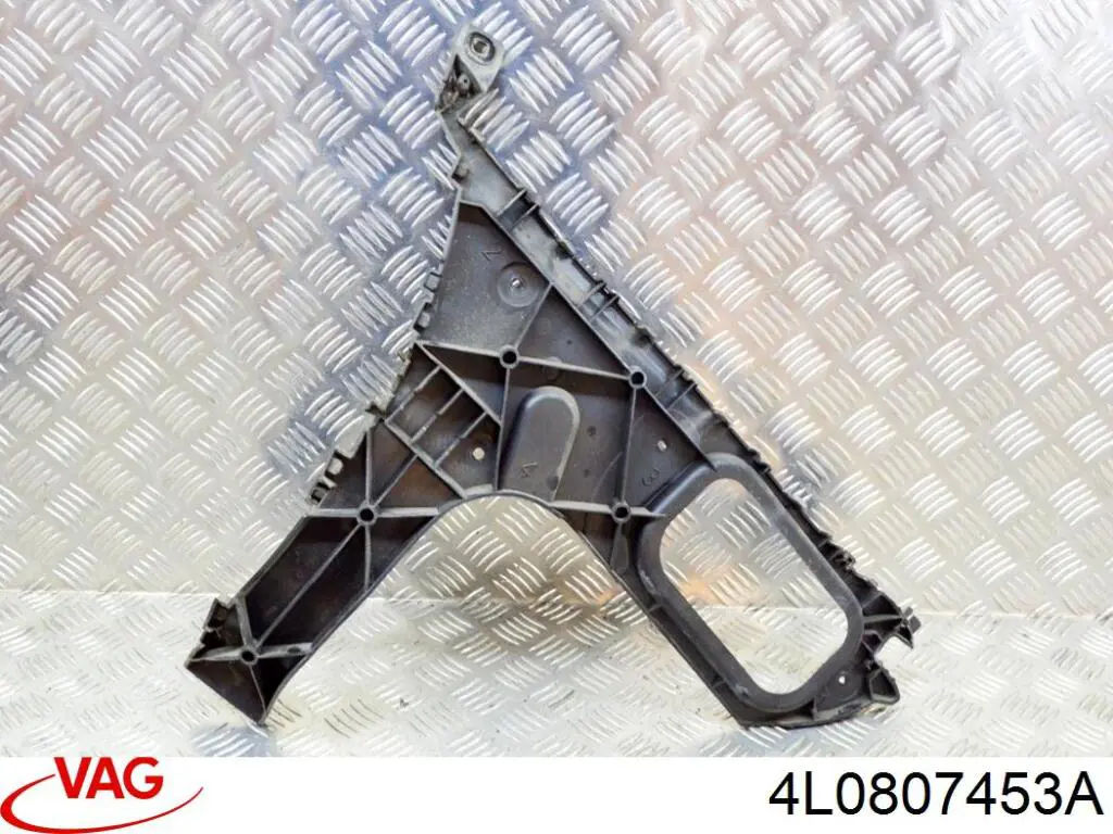 Купити 4L0807453A VAG Направляюча заднього бампера, ліва
