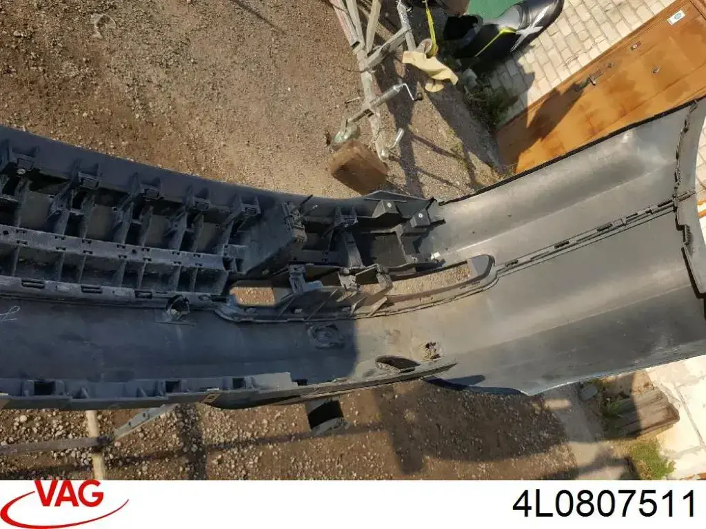 Кожух бампера заднього VAG 4L0807511 ціна, від 91.90 USD