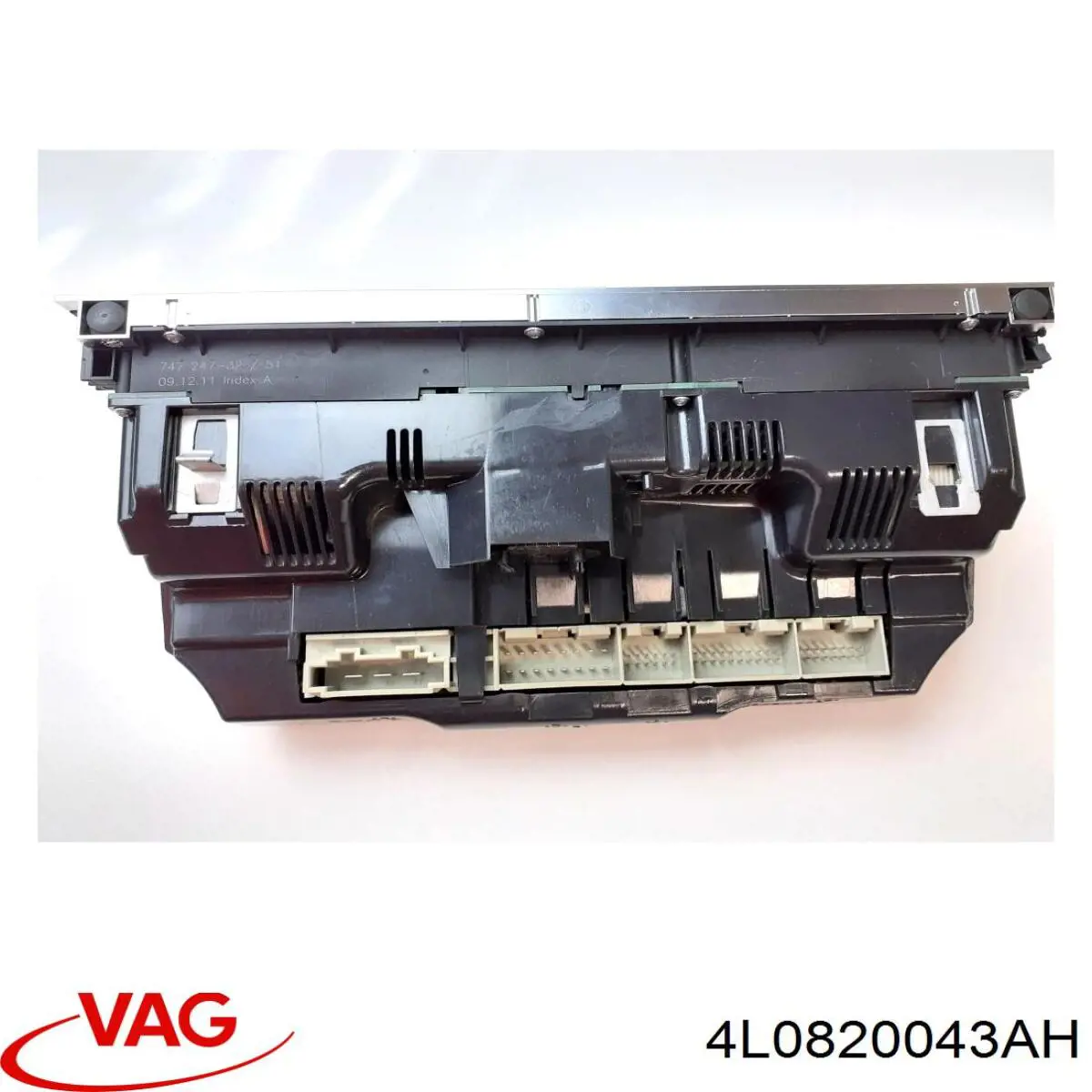 Купити 4L0820043AHSZD VAG Блок управління пічкою