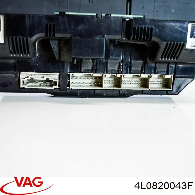 Регулятор вентилятора обігрівача VAG 4L0820043F ціна, від 34.17 USD
