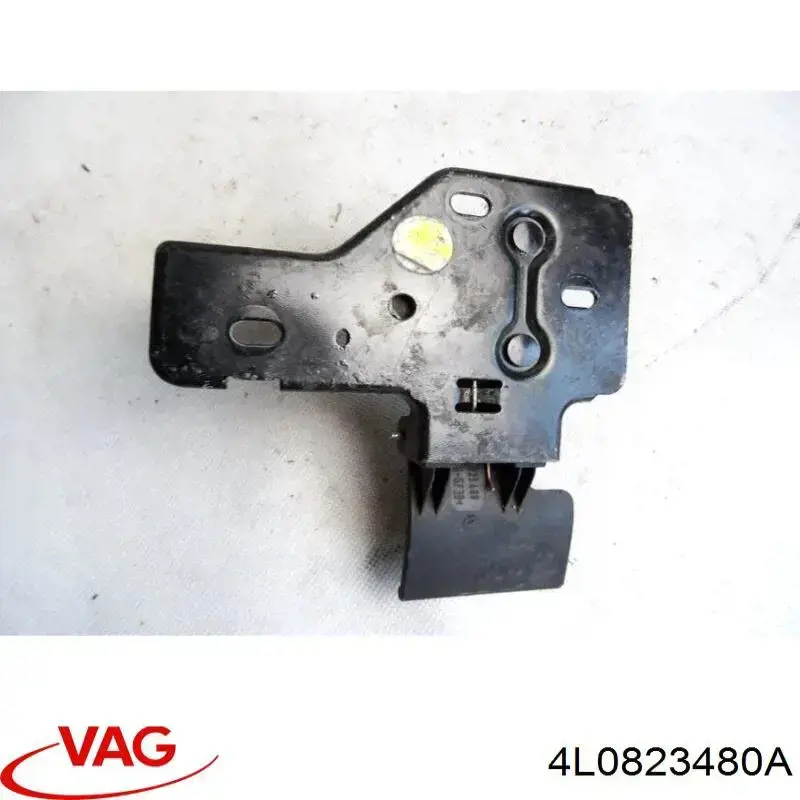 Стояк-гак замка капота VAG 4L0823480A ціна, від 11.06 USD