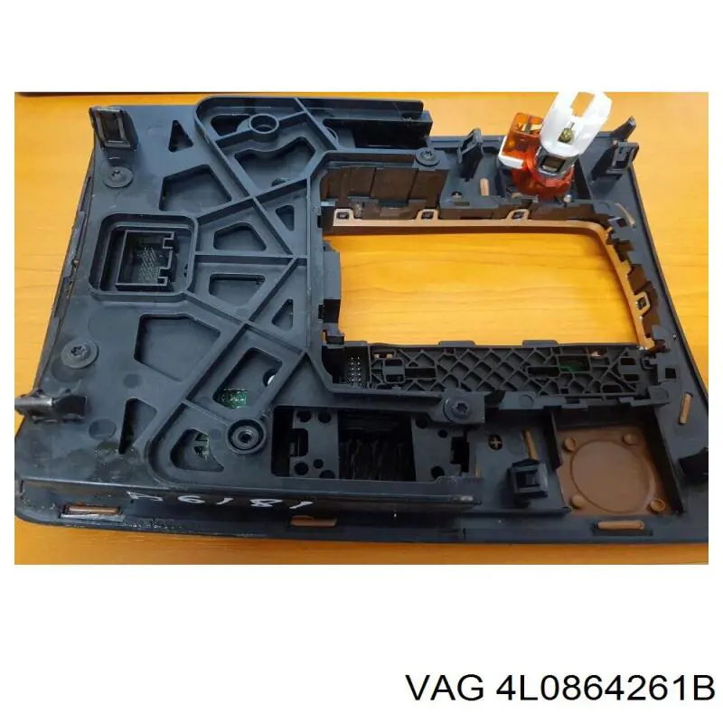 4L0864261B VAG 