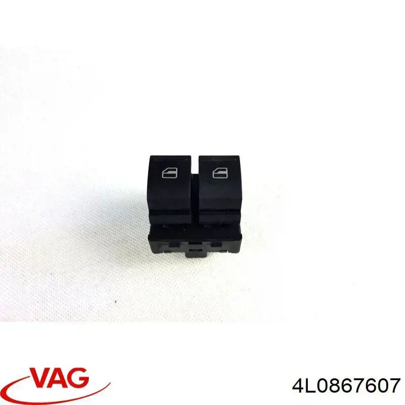 Обшивка-облицювання кришки багажника 4L0867607 VAG