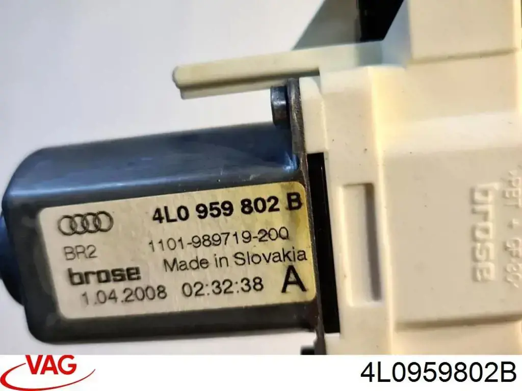 Купити 4L0959802B VAG Двигун стеклопод'емника двері задньої, правої