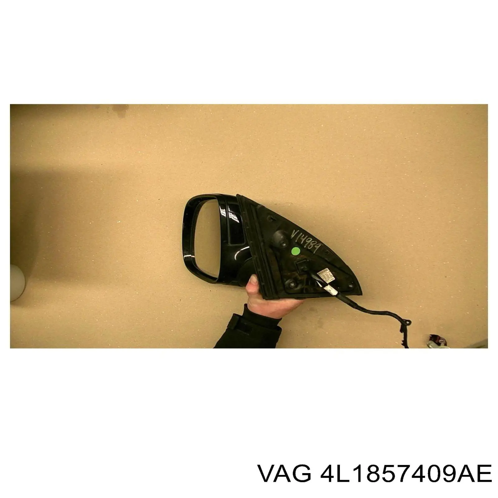 Ліве бічне дзеркало VAG 4L1857409L ціна, від 125.42 USD