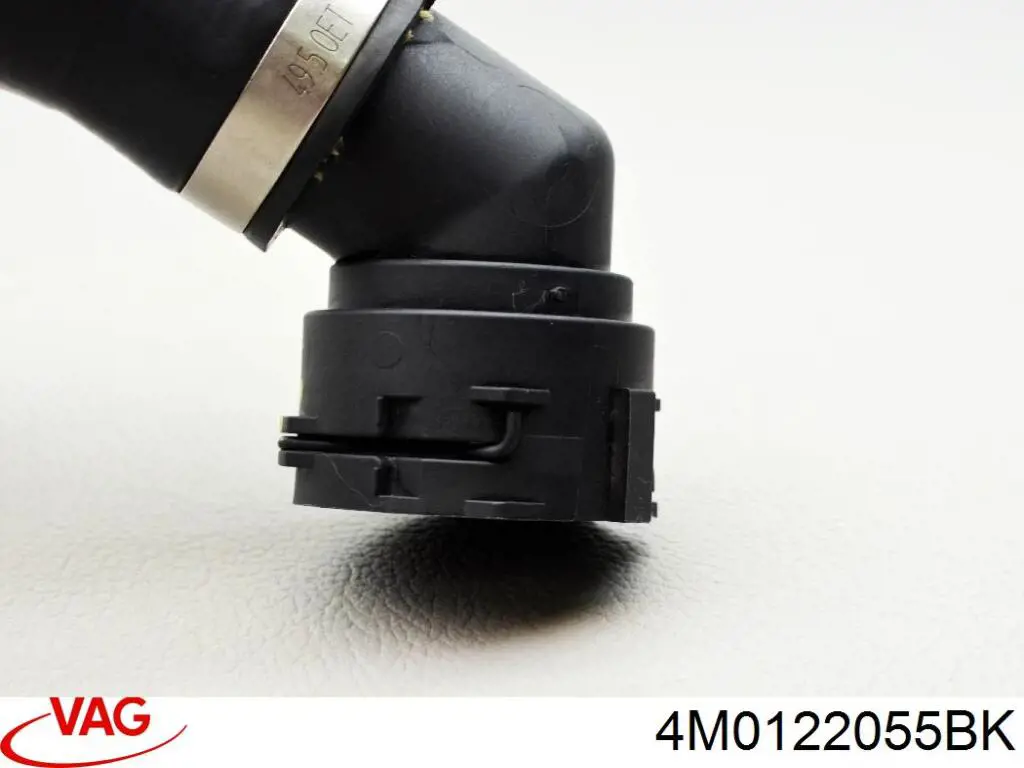 Шланг/патрубок радіатора охолодження, нижній 4M0122055BK VAG