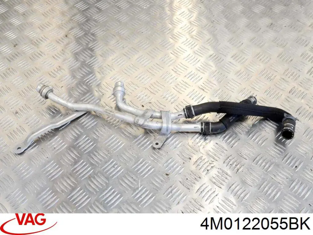 4M0122055BK VAG Шланг/патрубок радіатора охолодження, нижній