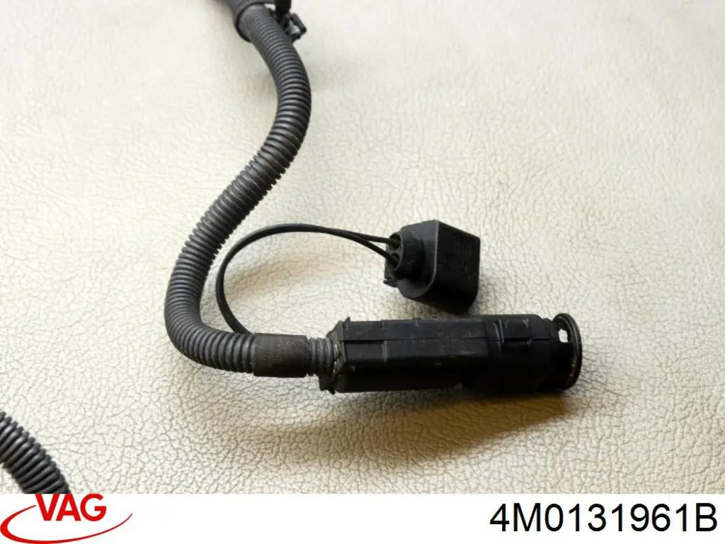  VAG 4M0131961B ціна, від 98.76 USD
