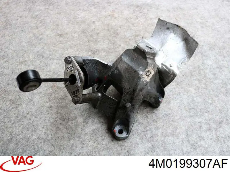 Кронштейн подушки (опори) двигуна, лівої VAG 4M0199307AF