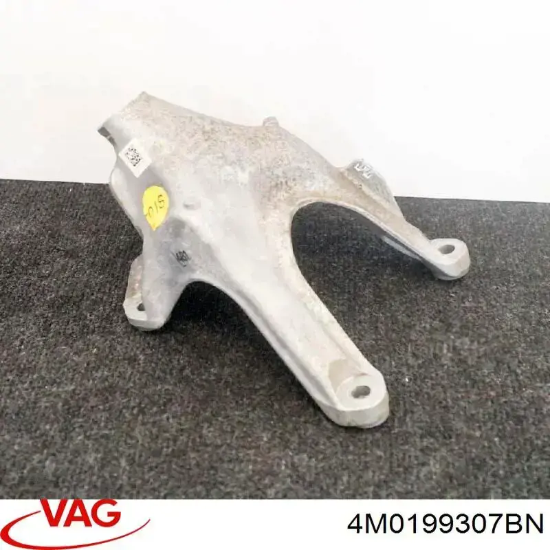 Кронштейн подушки (опори) двигуна, лівої VAG 4M0199307BN