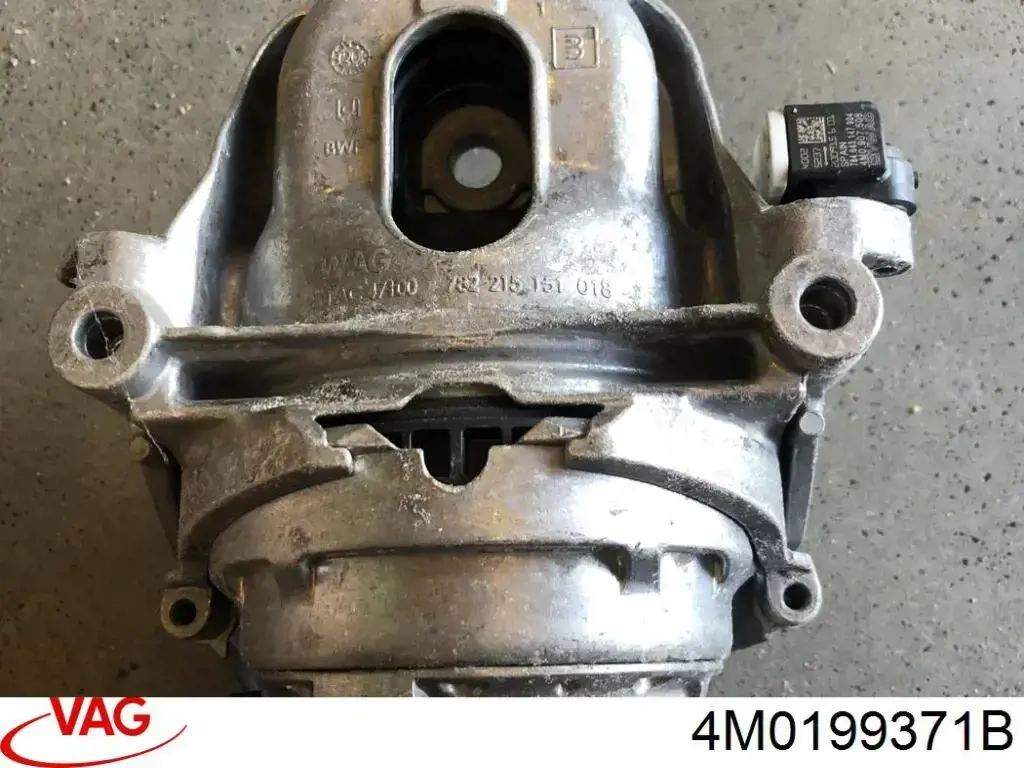 Ліва подушка двигуна VAG 4M0199371B ціна, від 96.16 USD