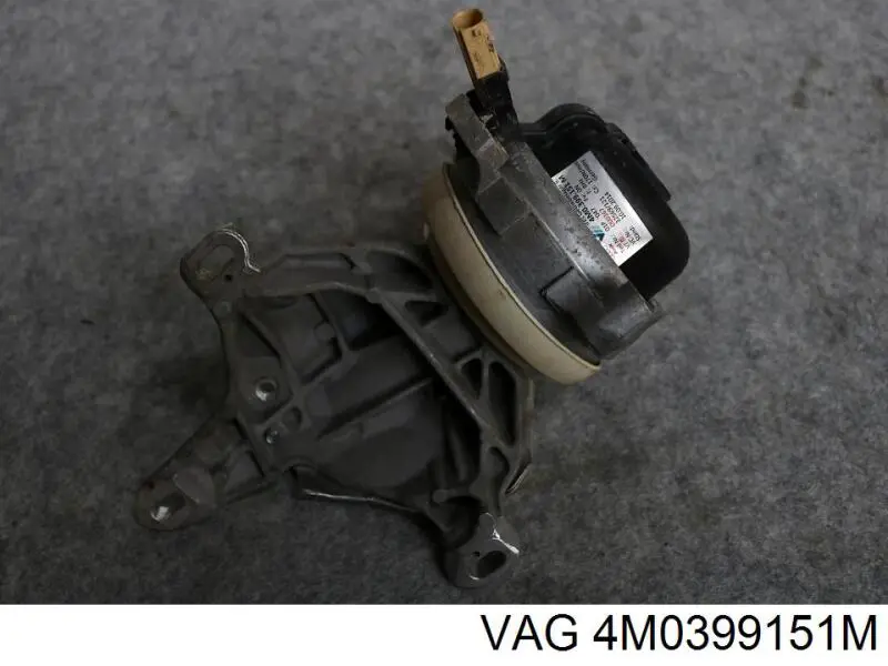  VAG 4M0399151M ціна, від 224.94 USD