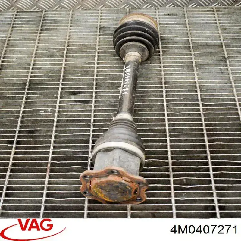 Піввісь (привід) передня 4M0407271 VAG