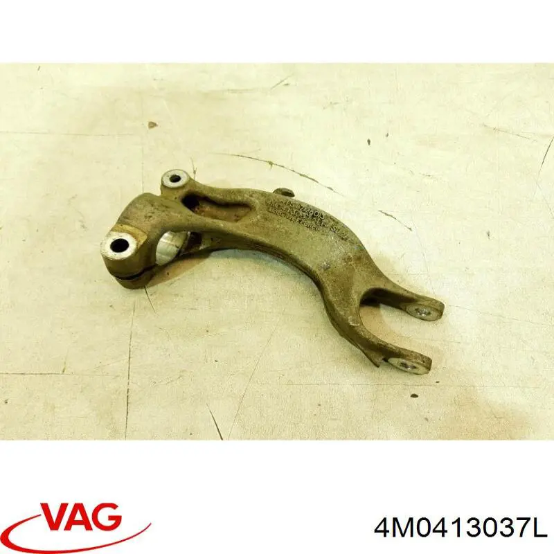 4M0413037L VAG Вилка нижня амортизатора переднього, ліва