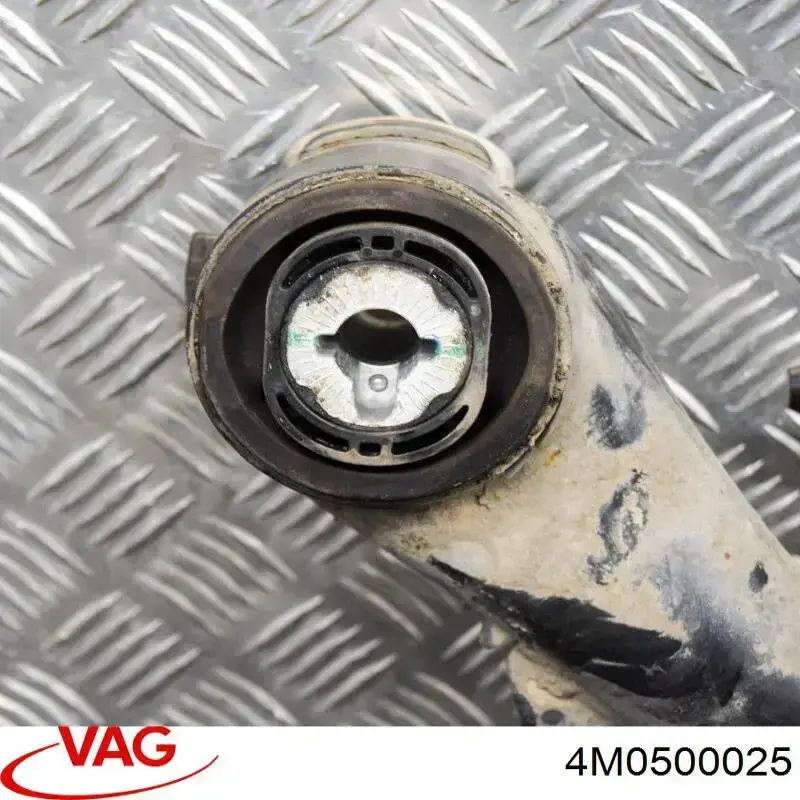 Балка задньої підвіски поперечна VAG 4M0500025 ціна, від 166.67 USD
