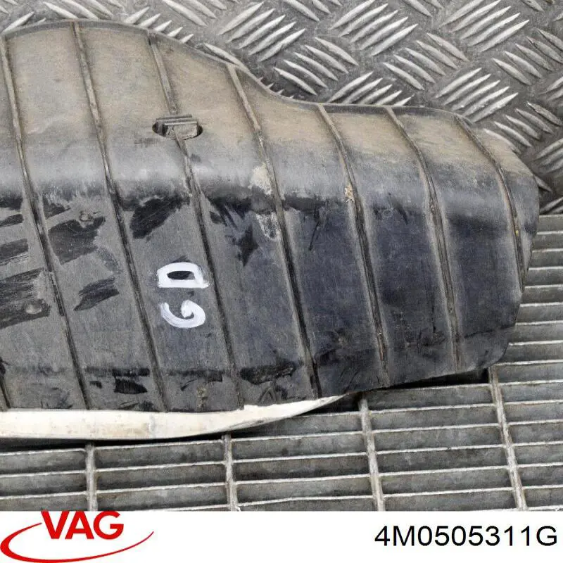 Купити 4M0505311G VAG Важіль задньої підвіски нижній, лівий/правий