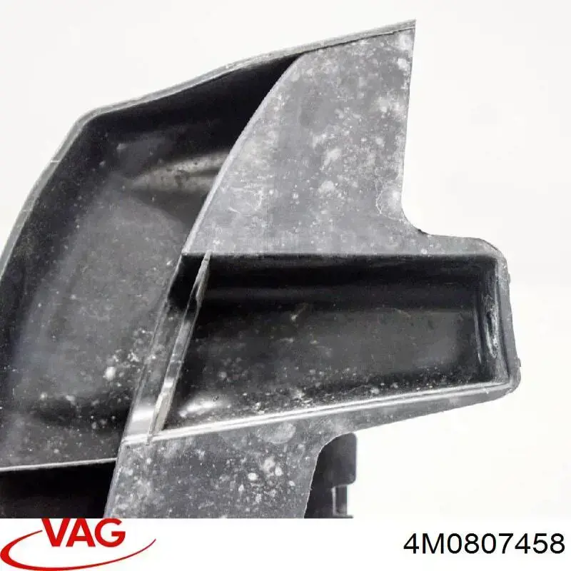 Кронштейн бампера заднього, центральний 4M0807458 VAG
