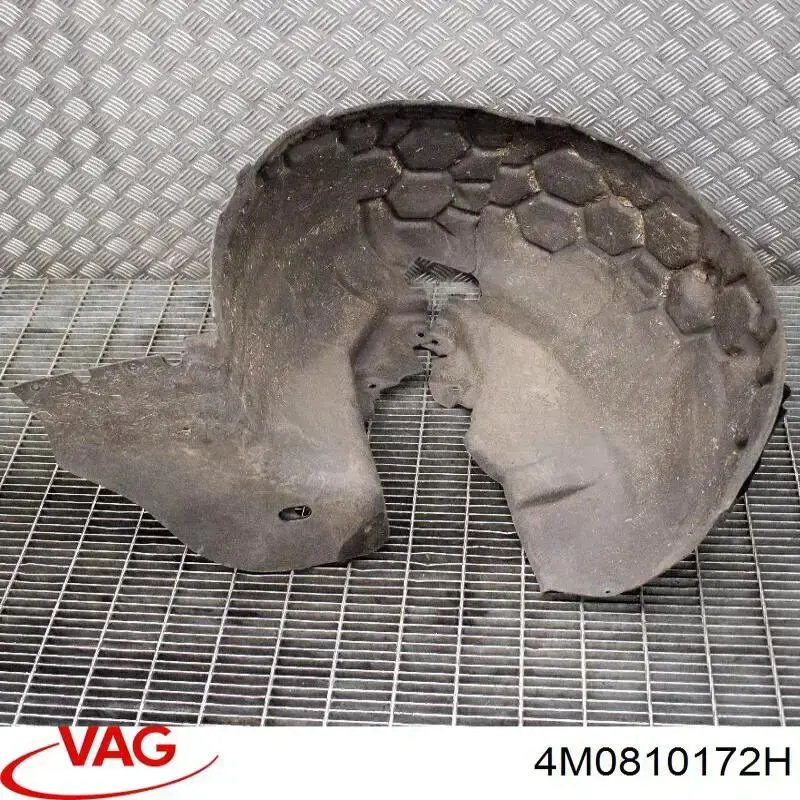 Купити 4M0810172J VAG Підкрилок заднього крила, правий