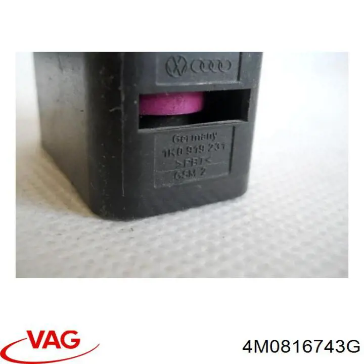 Шланг кондиціонера, від випарника до компресора VAG 4M0816743G ціна, від 255.59 USD