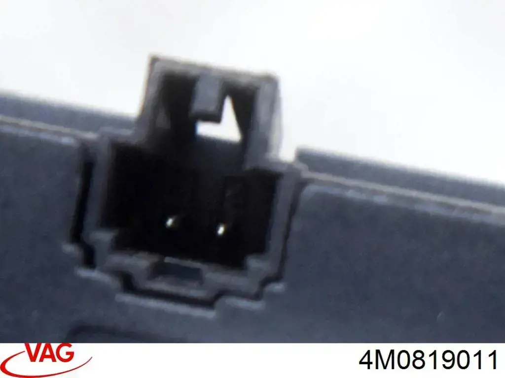  VAG 4M0819011 ціна, від 81.08 USD
