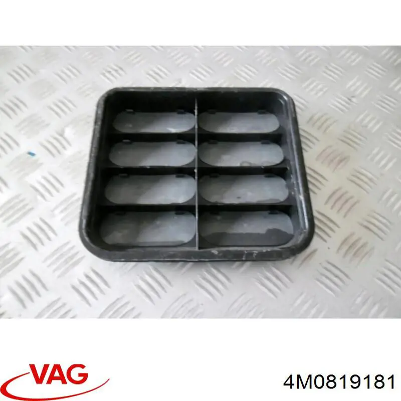 Решітка вентиляційна задня Bentley 4M0819181 ціна, від 19.00 USD