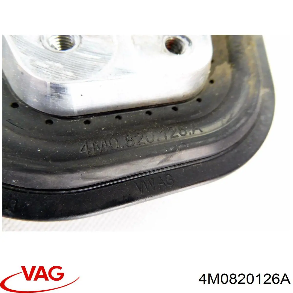  VAG 4M0820126A ціна, від 12.67 USD