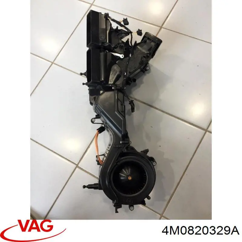 Корпус вентилятора пічки (опалювача салону), в зборі VAG 4M0820329A ціна, від 27.87 USD