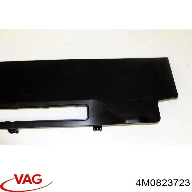 4M0823723 VAG Гумка ущільнювача під капот
