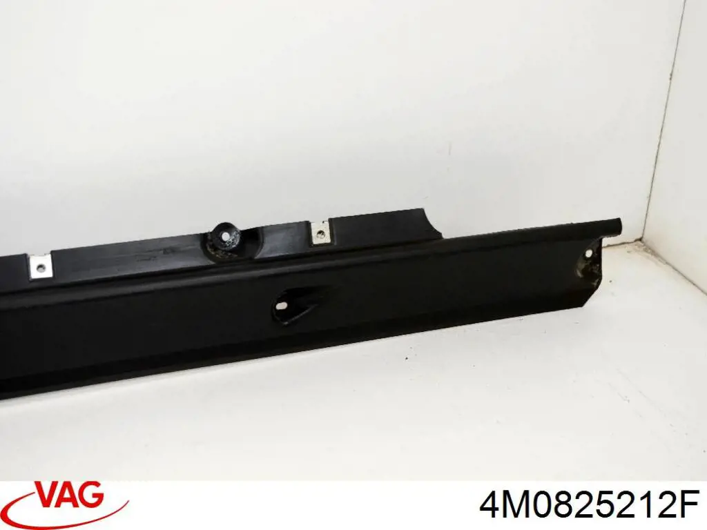 4M0825212F VAG Захист днища, правий