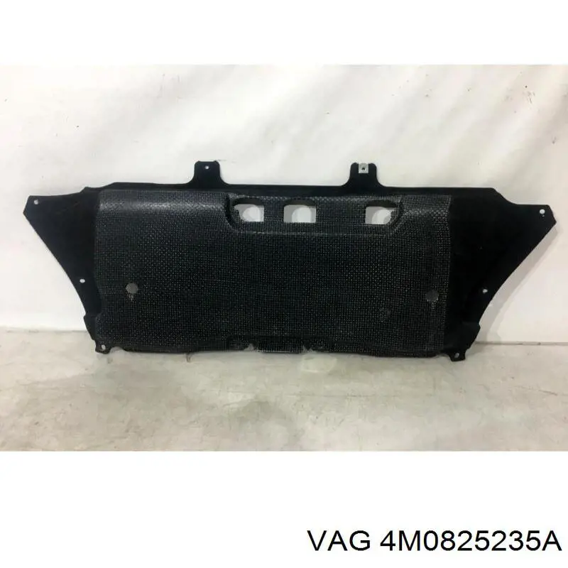 4M0825235A VAG 