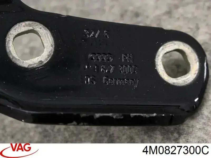 4M0827300 VAG Петля багажника