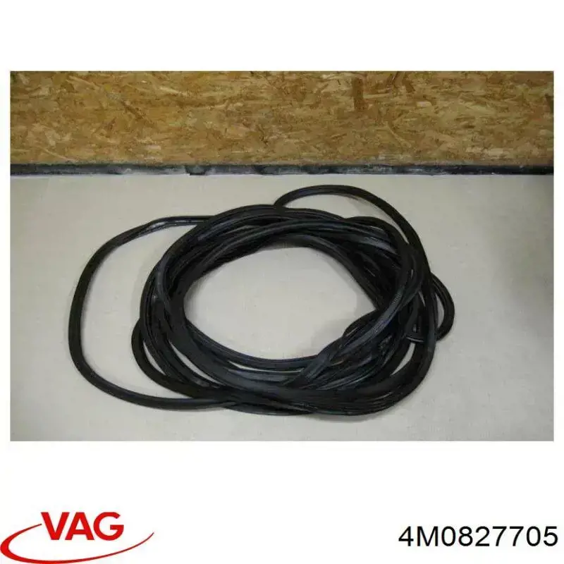 4M0827705 VAG Ущільнювач задніх 3/5-х дверей