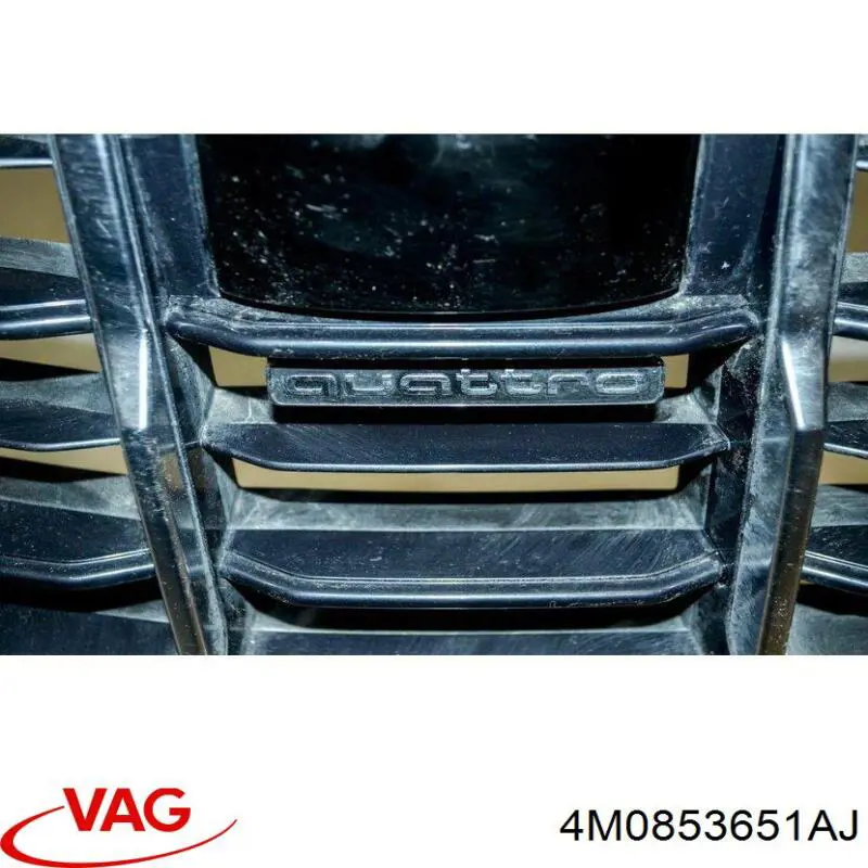4M0853651AJ VAG Решітка радіатора