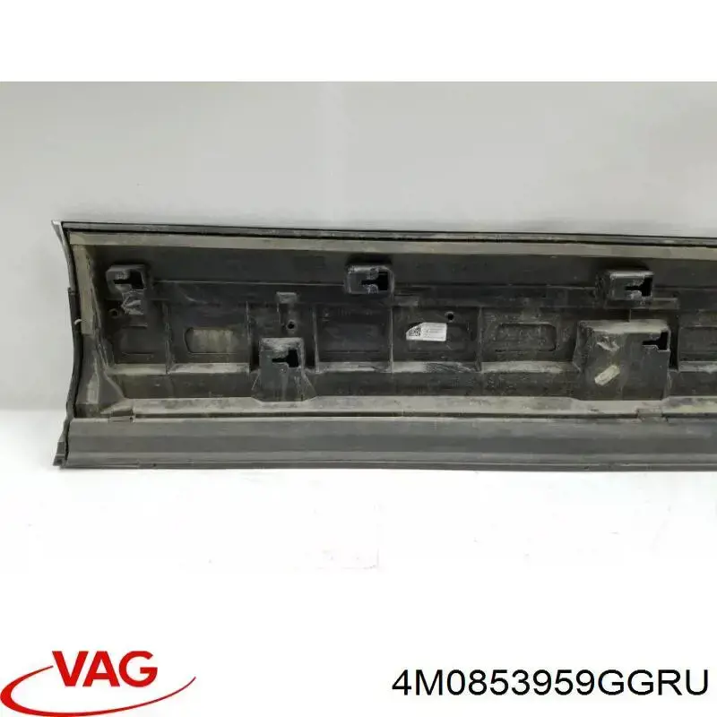 4M0853959GGRU VAG Молдинг передніх лівих дверей, нижній
