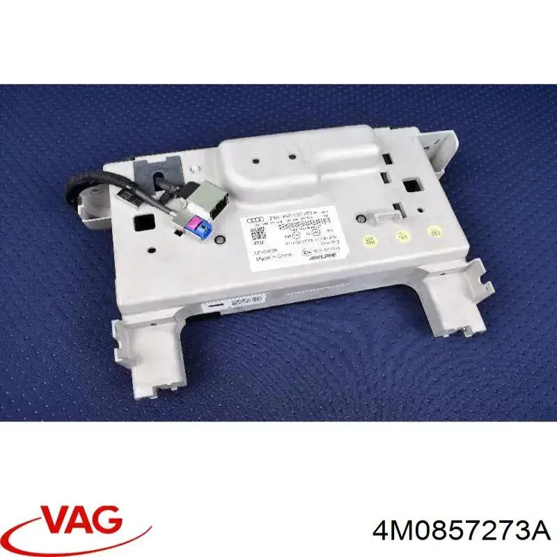 Дисплей бортового комп'ютера VAG 4M0857273A ціна, від 126.69 USD