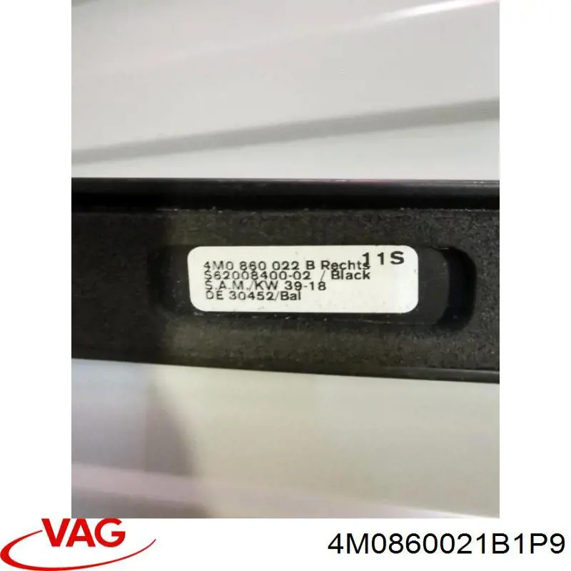 Купити 4M0860021B1P9 VAG Рейлінг даху лівий