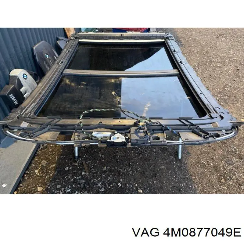 Панель люка VAG 4M0877049D ціна, від 114.02 USD