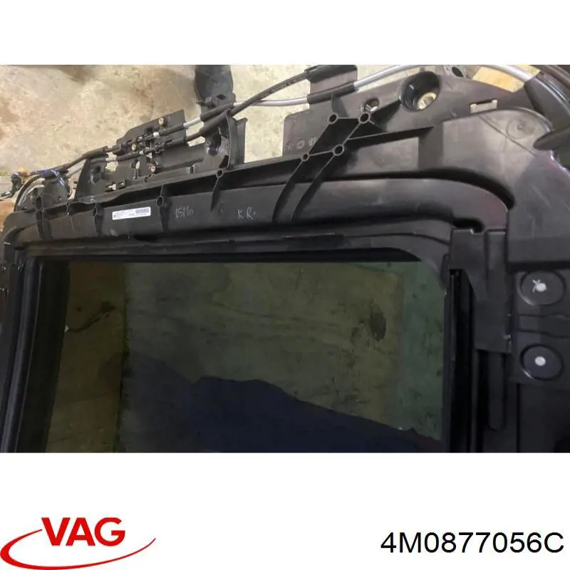 Кришка люка даху, задня VAG 4M0877056C