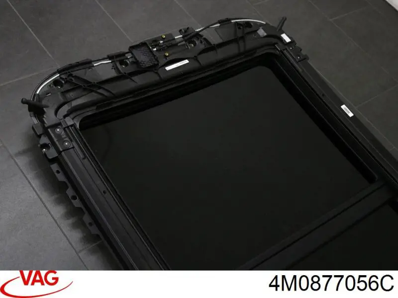 Купити 4M0877056C VAG Кришка люка даху, задня