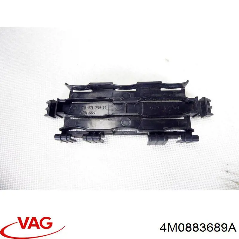  4M0883689A VAG